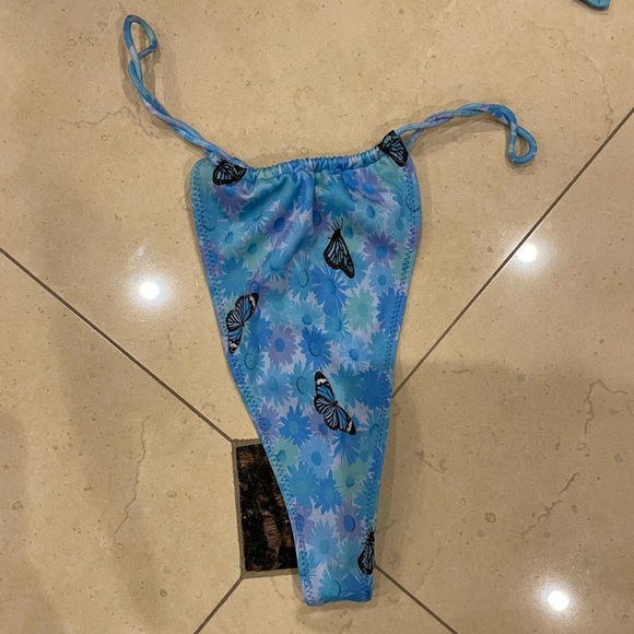 TIGER MIST | Blue Butterfly Bikini With Two Different Tops - Picture 4 of 7